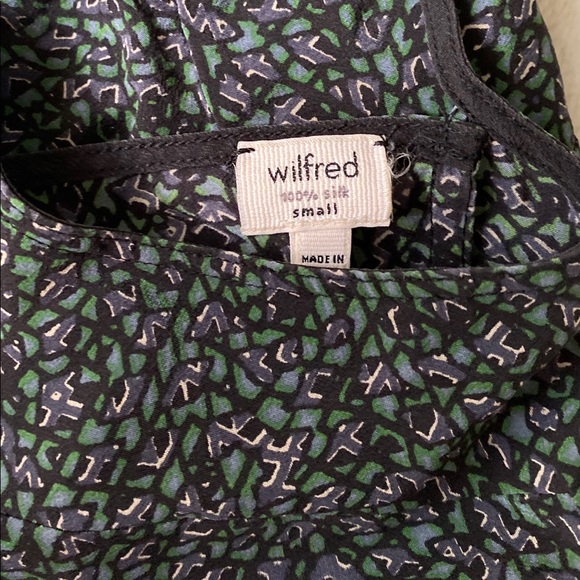 ❗️SOLD❗️Wilfred 3/4 Sleeve Blouse, Size Small - Picture 3 of 3